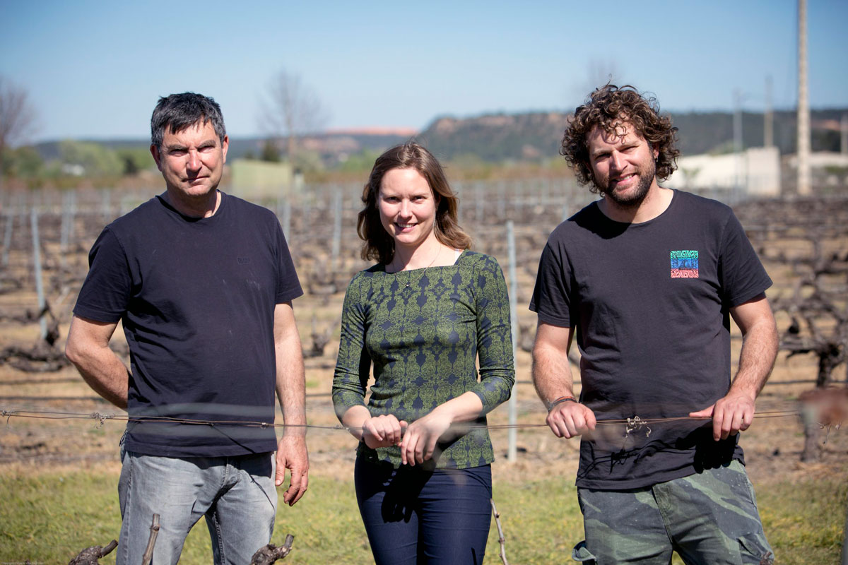 Fotografia on apareixen: Manuel Suñer Morató, MªAlba Suñer Mas i Josep Suñer Mas.